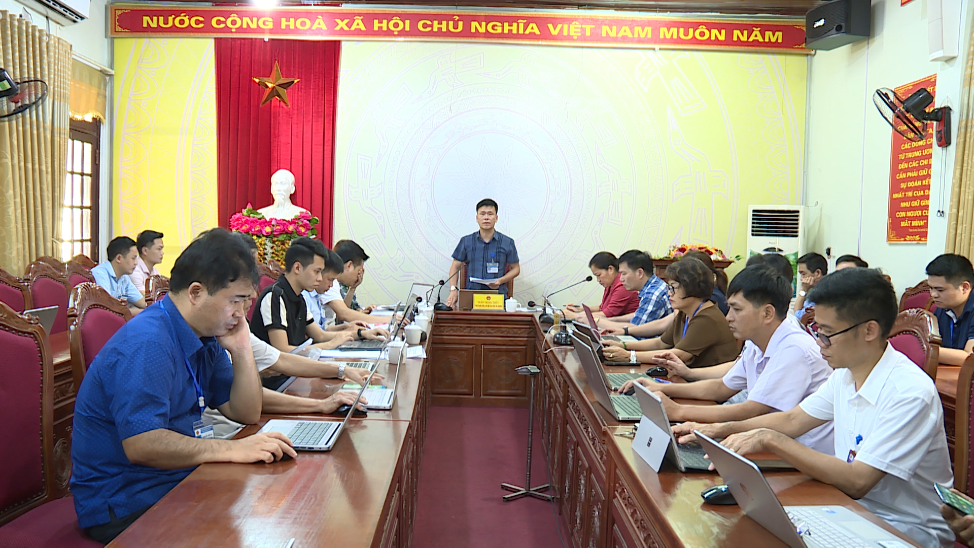 Đoàn kiểm tra cải cách hành chính tỉnh làm việc với huyện Bắc Mê