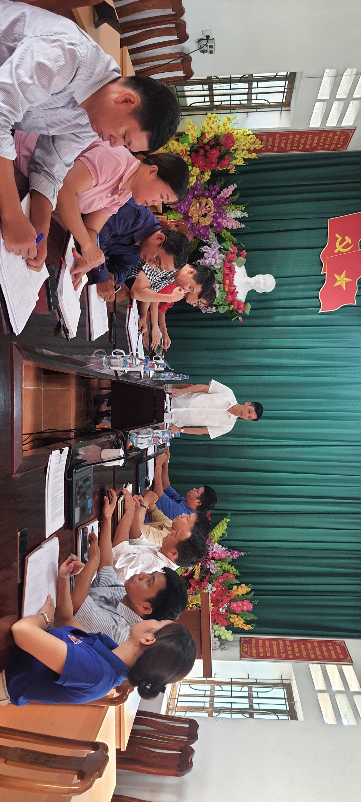 Phó trưởng Ban Tổ chức Tỉnh ủy Phan Anh Hùng làm việc tại huyện Bắc Mê