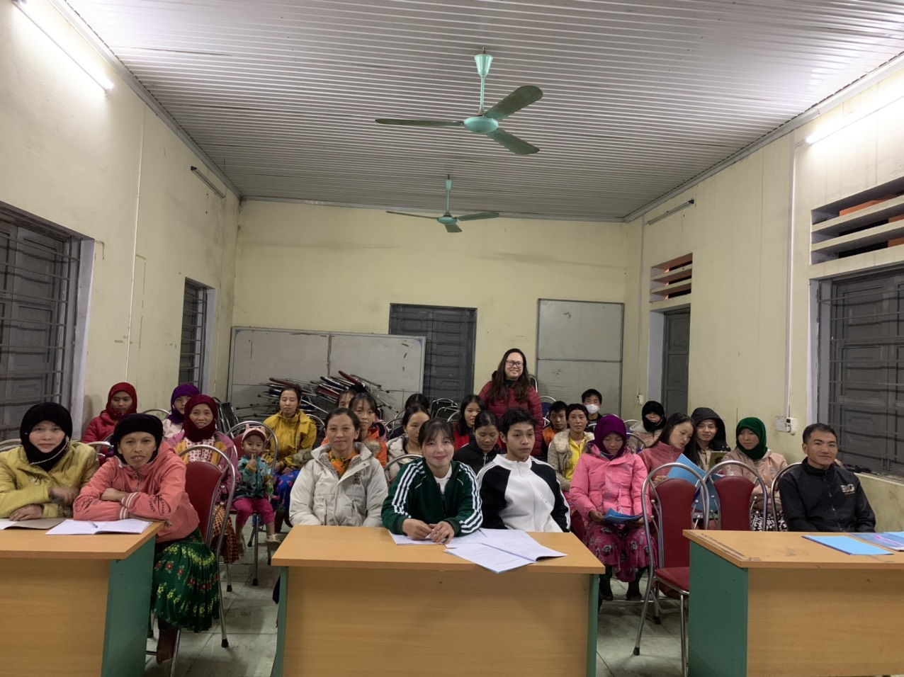 Khai giảng lớp học tiếng Anh giao tiếp cơ bản phục vụ du lịch cộng đồng tại thôn Kep B xã Minh Sơn huyện Bắc Mê