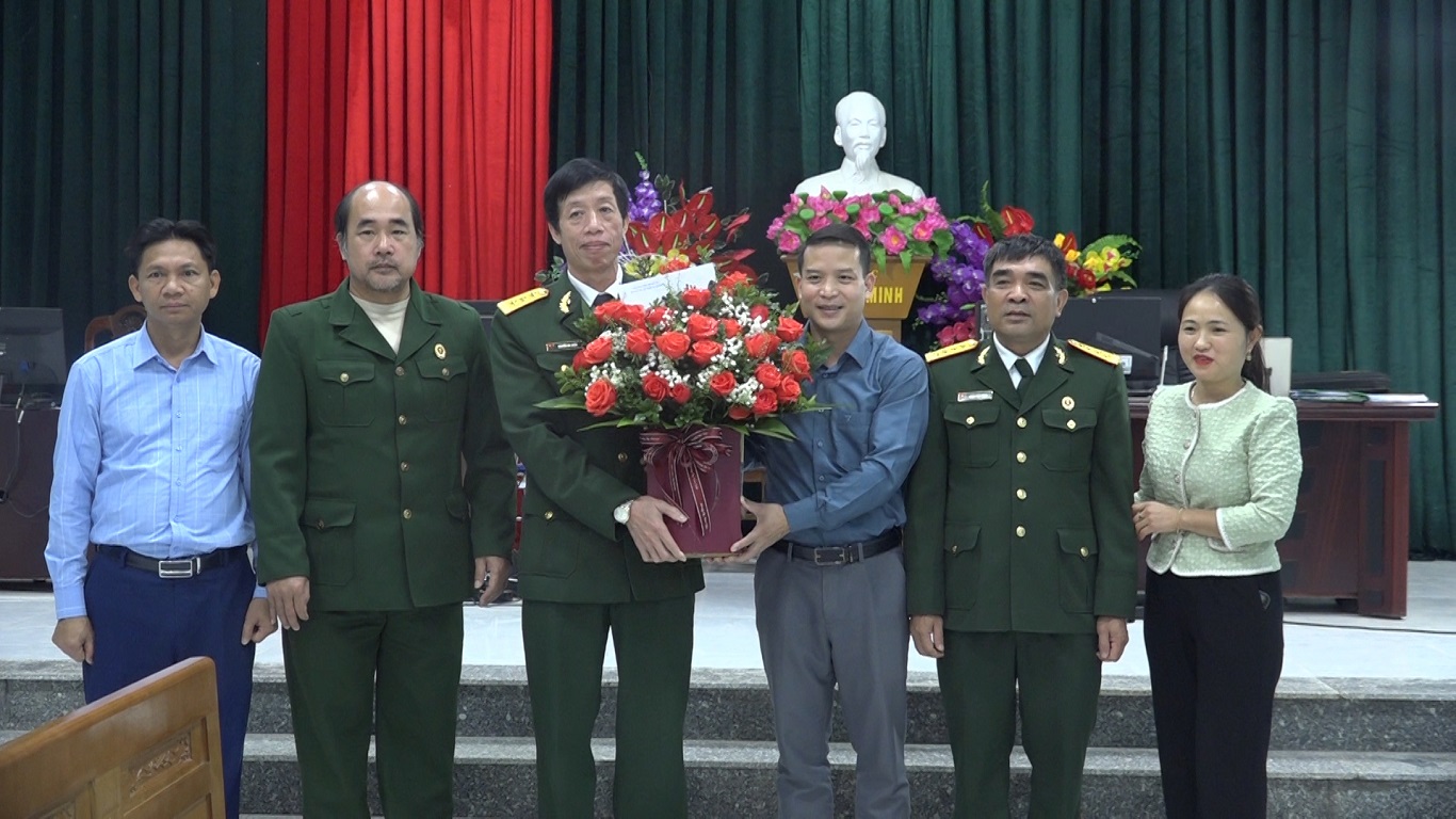 Lãnh đạo huyện Bắc Mê chúc mừng Ngày thành lập Hội Cựu chiến binh Việt Nam
