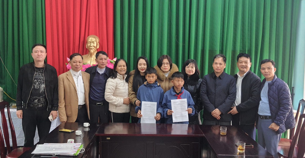 Cơ sở bảo trợ xã hội Dương Hiển tiếp nhận học sinh có hoàn cảnh khó khăn xã Giáp Trung huyện Bắc Mê