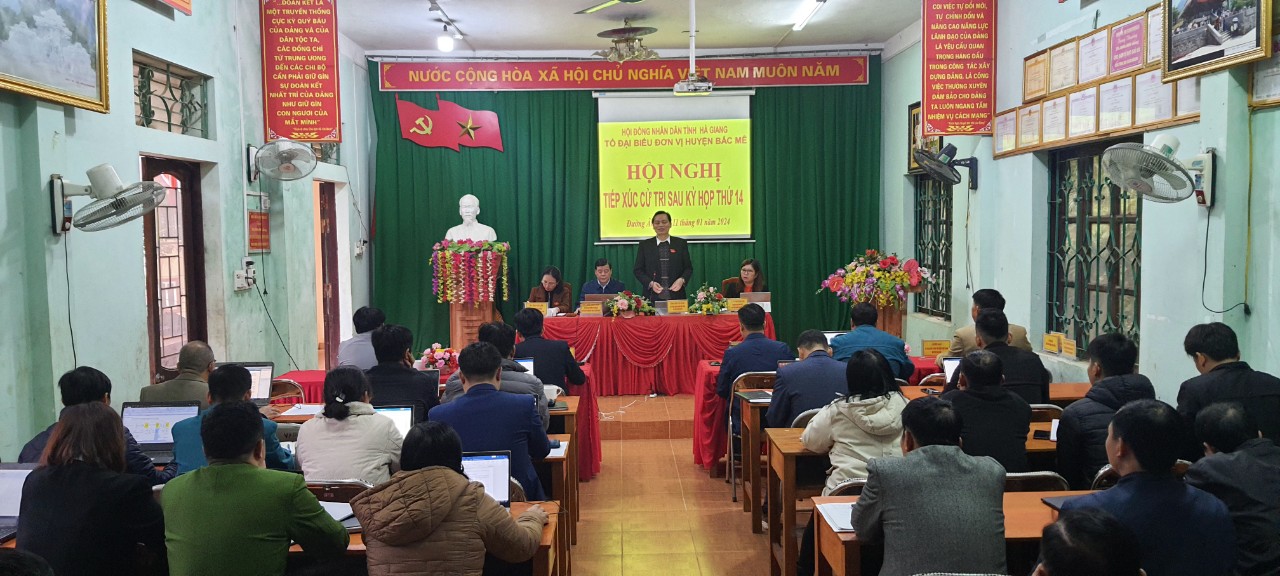 Tổ đại biểu HĐND tỉnh tiếp xúc cử tri xã Đường Âm