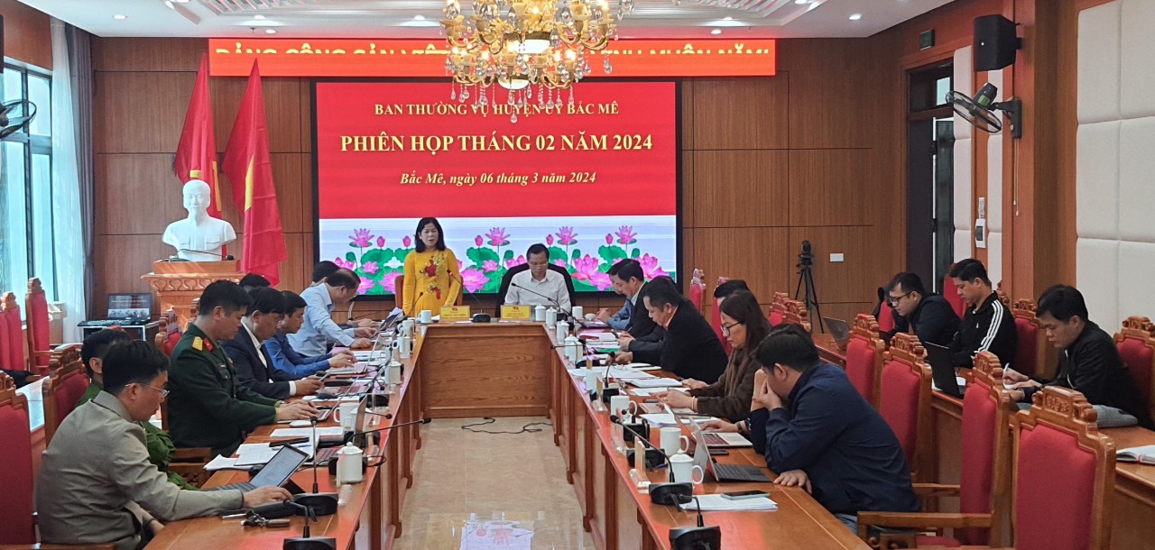 Phó Chủ tịch Thường trực HĐND tỉnh Chúng Thị Chiên dự  Phiên họp BTV huyện ủy Bắc Mê