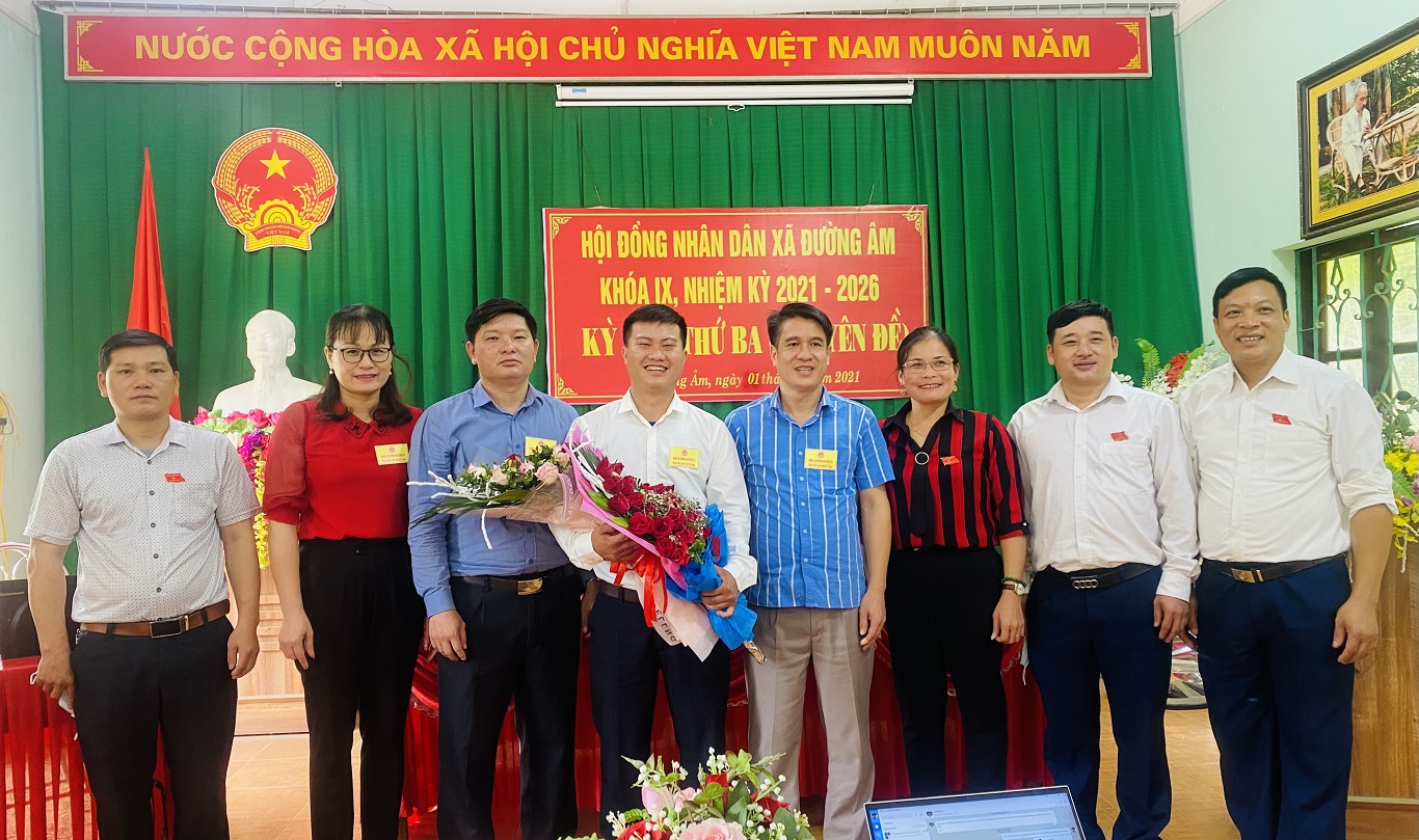 Kỳ họp thứ Ba HĐND xã Đường Âm khóa IX nhiệm kỳ 2021 - 2026