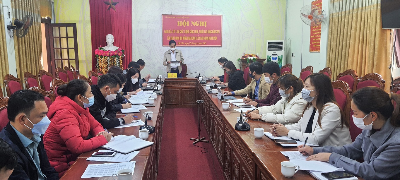 Hội nghị cán bộ công chức Văn Phòng HĐND - UBND huyện