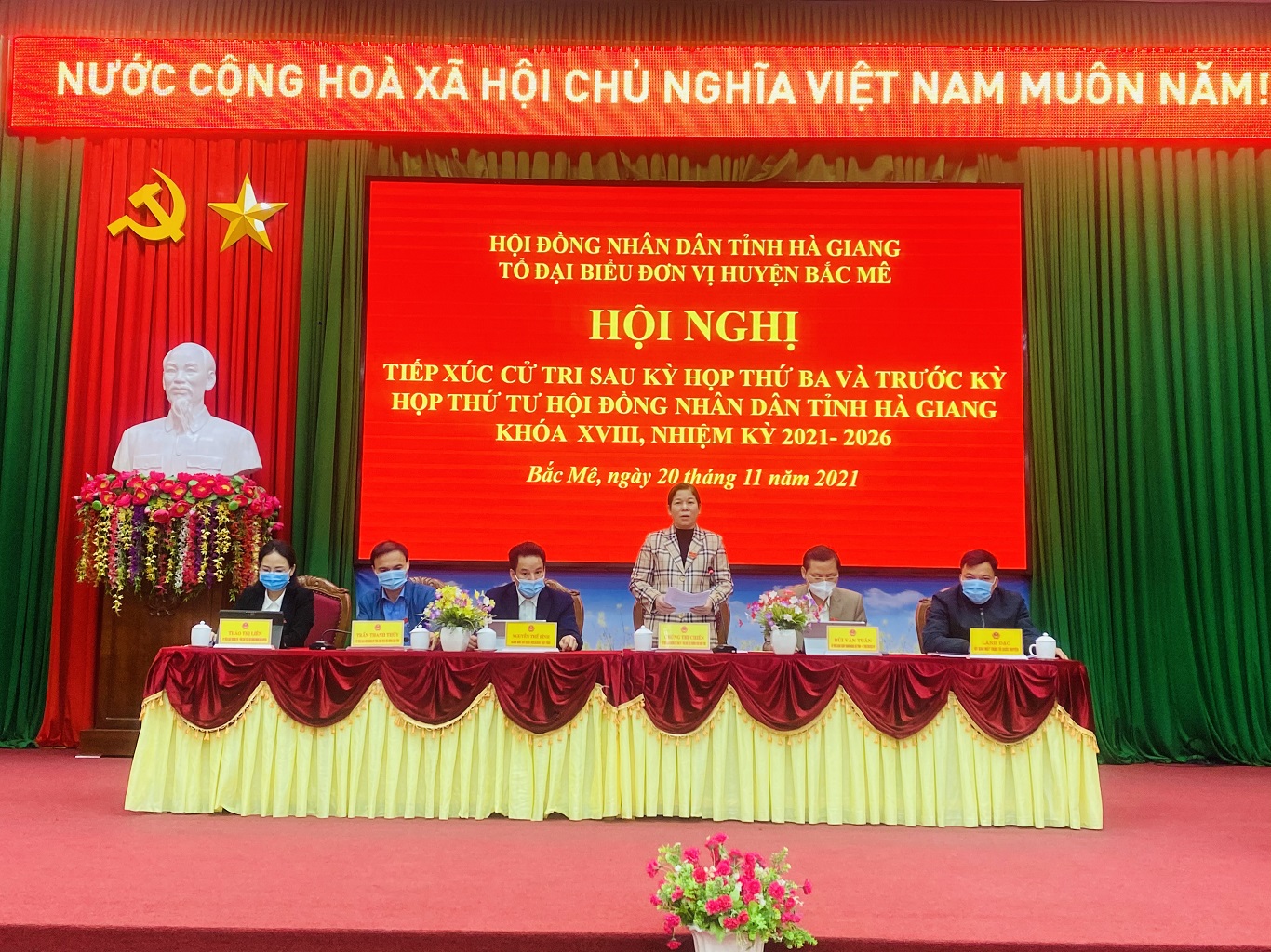 Tổ đại biểu HĐND tỉnh đơn vị huyện Bắc Mê tiếp xúc cử tri trước kỳ họp thứ Tư HĐND tỉnh