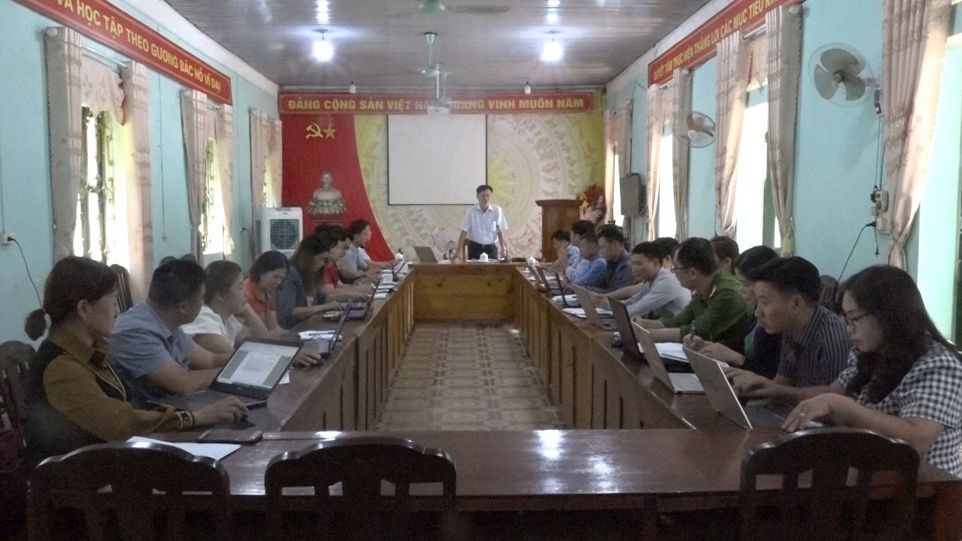 Văn phòng điều phối nông thôn mới tỉnh làm việc với xã Lạc Nông