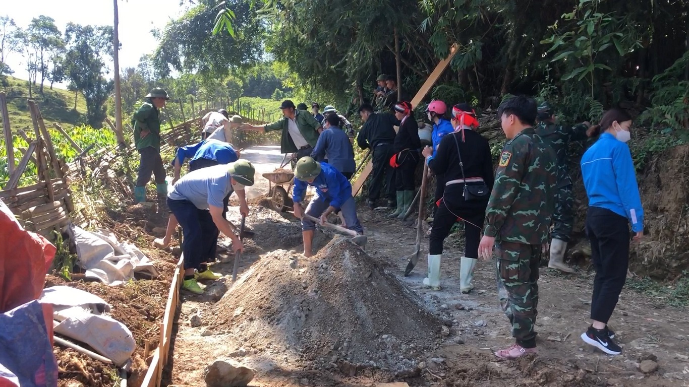 Huyện đoàn Bắc Mê ra quân phát động xây dựng nông thôn mới tại xã Đường Âm