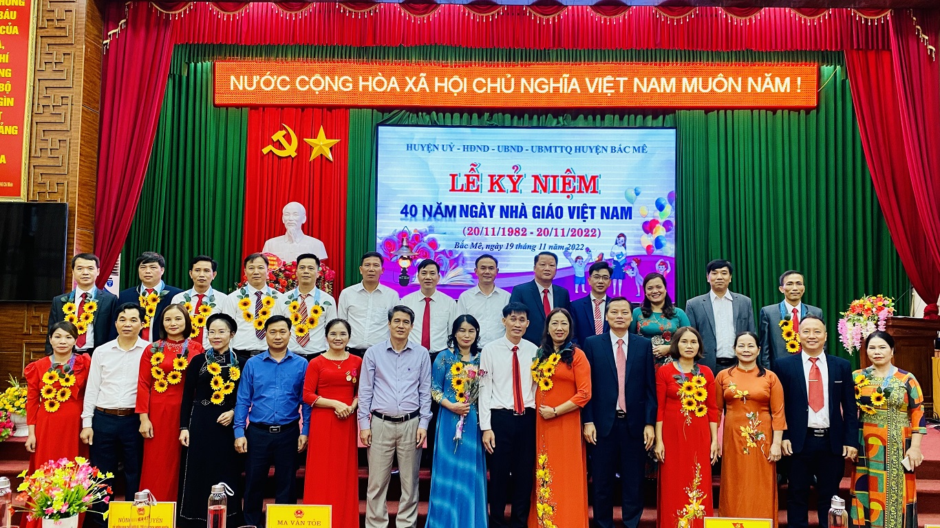Bắc Mê tổ chức Lễ kỷ niệm 40 năm ngày nhà giáo Việt Nam 20.11
