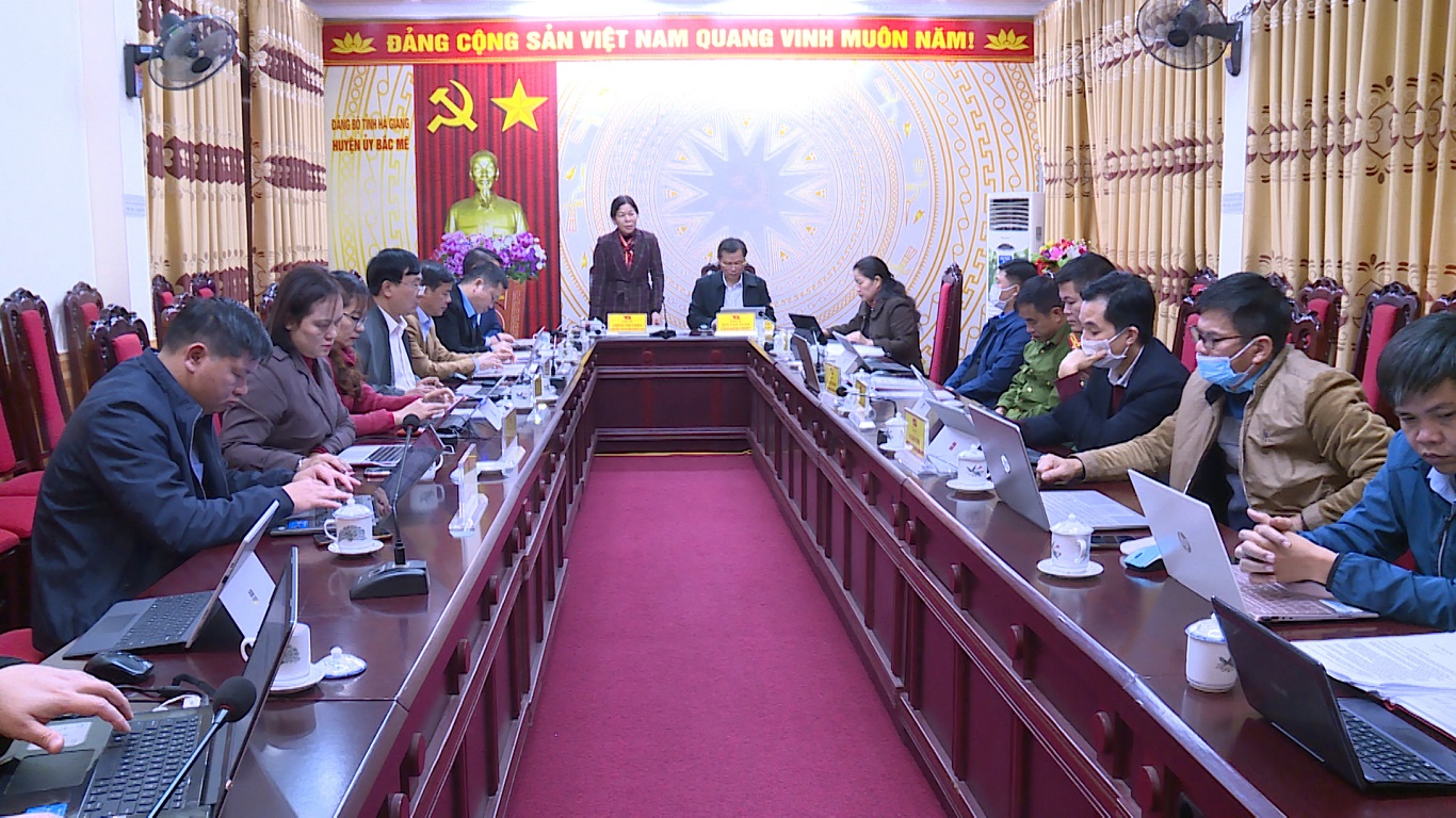 Ban Thường vụ Huyện ủy Bắc Mê họp phiên thường kỳ tháng 11/2022
